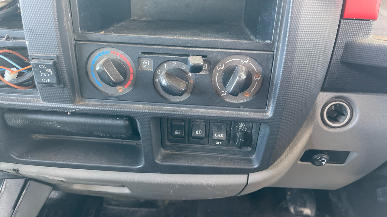 Автовишка NISSAN CABSTAR 35.14: снимка 15 Автовишка NISSAN CABSTAR 35.14: снимка 15