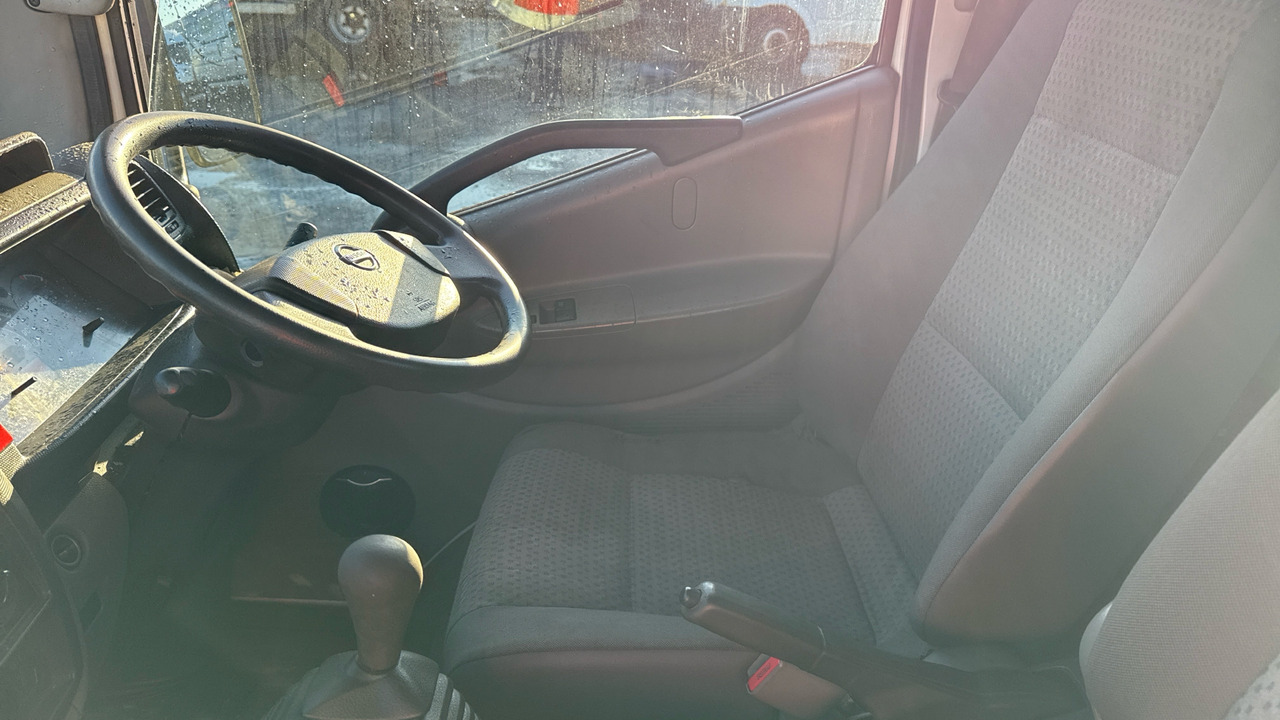 Бордови бус NISSAN CABSTAR 35.14 dCi: снимка 18 Бордови бус NISSAN CABSTAR 35.14 dCi: снимка 18