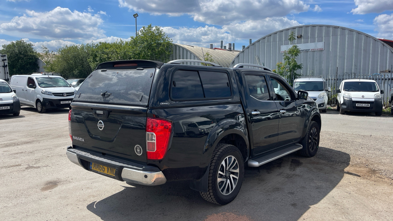 NISSAN NAVARA TEKNA 2.3 DCI 190PS - Пикап, Бус с двойна кабина: снимка 4 NISSAN NAVARA TEKNA 2.3 DCI 190PS - Пикап, Бус с двойна кабина: снимка 4