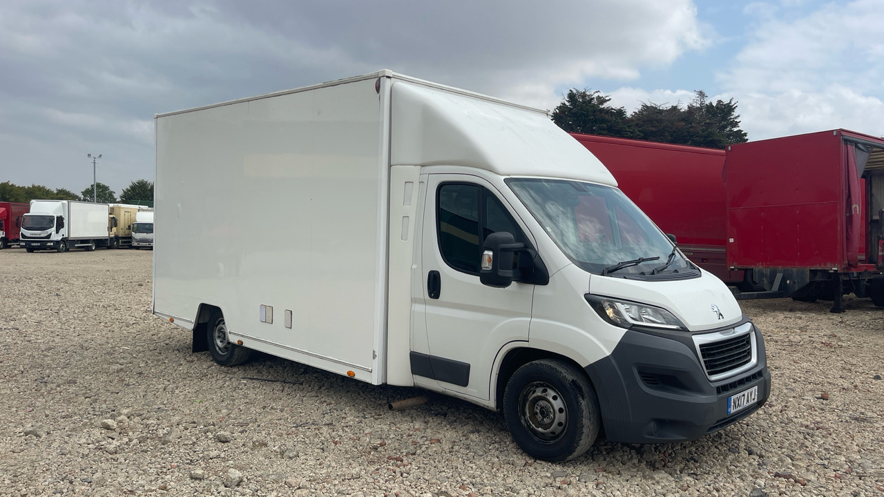PEUGEOT BOXER 335 2.0 BLUE HDI 130PS - Лекотоварен автомобил фургон: снимка 1 PEUGEOT BOXER 335 2.0 BLUE HDI 130PS - Лекотоварен автомобил фургон: снимка 1