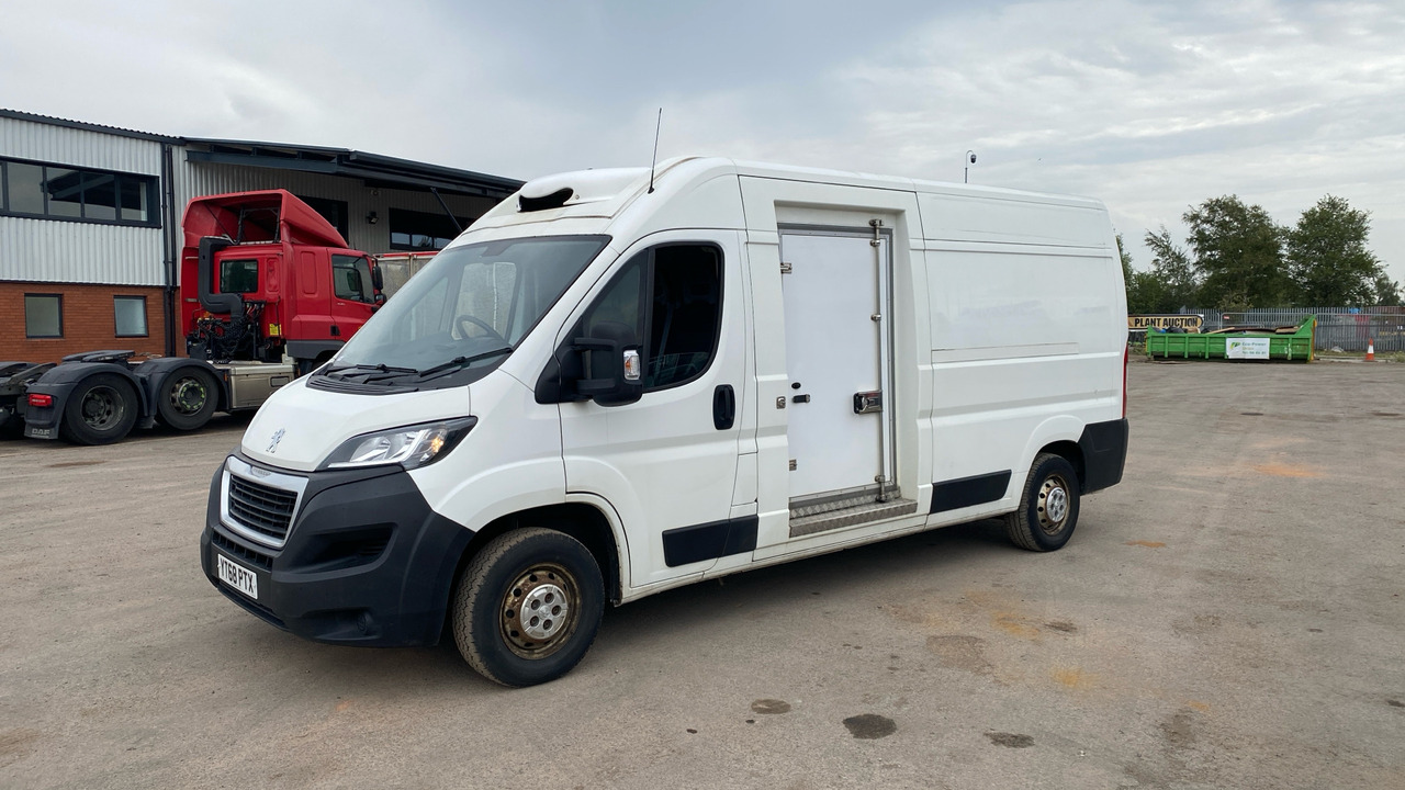 PEUGEOT BOXER 335 2.0 BLUEHDI 130PS - Хладилен бус: снимка 2 PEUGEOT BOXER 335 2.0 BLUEHDI 130PS - Хладилен бус: снимка 2