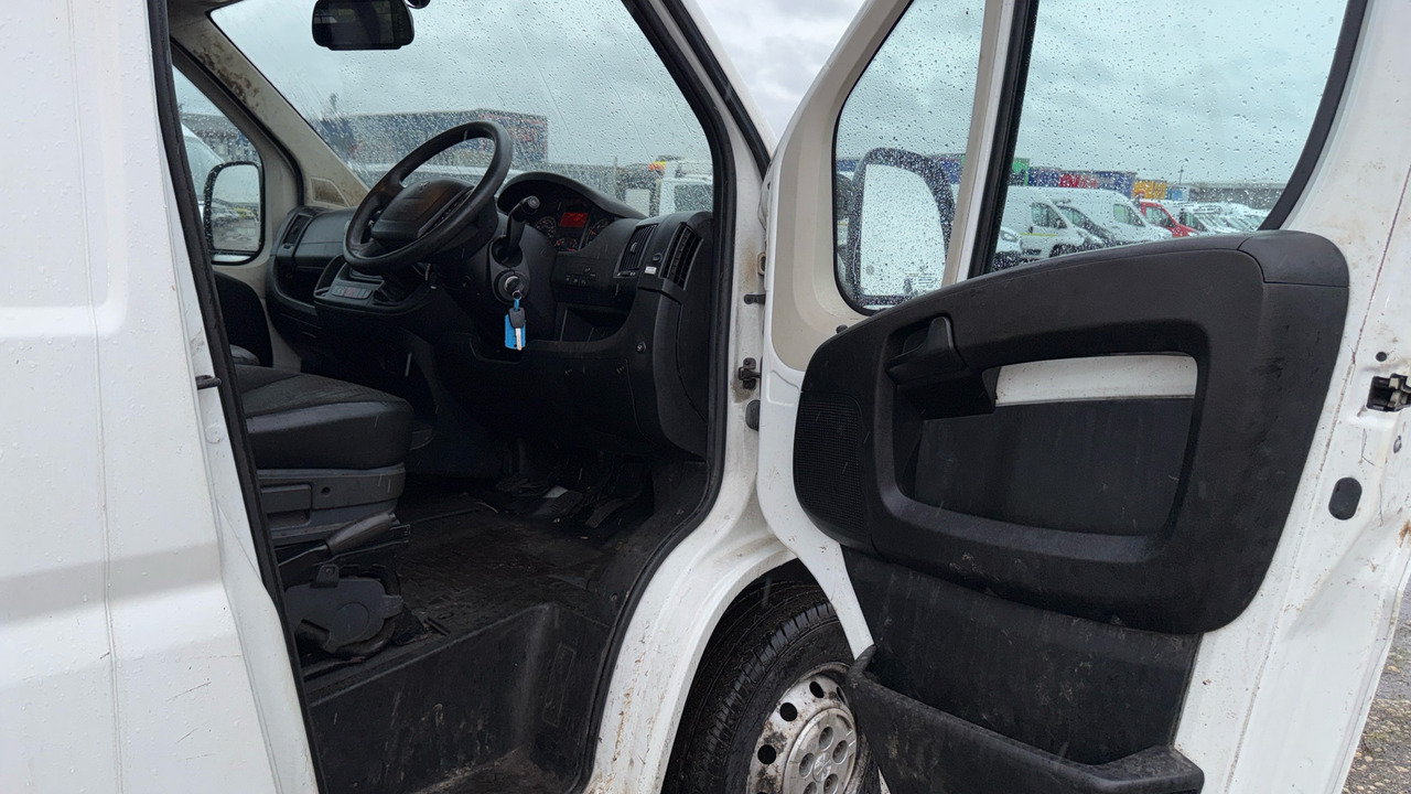 PEUGEOT BOXER 355 2.2 BlueHDi 165ps - Бус самосвал: снимка 5 PEUGEOT BOXER 355 2.2 BlueHDi 165ps - Бус самосвал: снимка 5