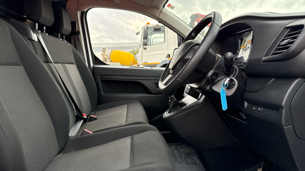 PEUGEOT EXPERT 1000 1.5 BlueHDi 100PS - Малък ван: снимка 5 PEUGEOT EXPERT 1000 1.5 BlueHDi 100PS - Малък ван: снимка 5