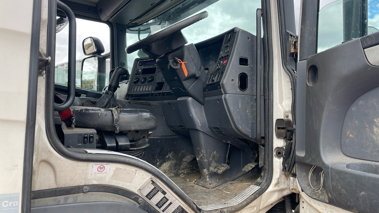 SCANIA P 370 - Шаси кабина: снимка 5 SCANIA P 370 - Шаси кабина: снимка 5