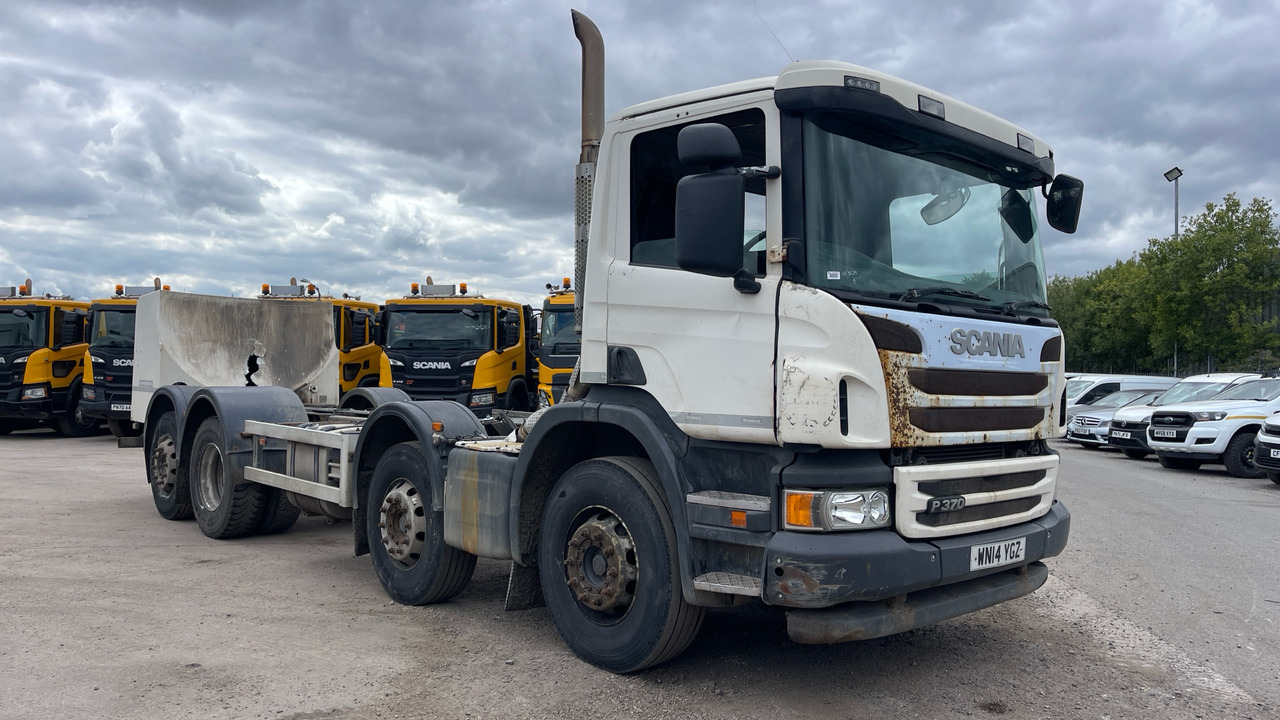 SCANIA P 370 - Шаси кабина: снимка 1 SCANIA P 370 - Шаси кабина: снимка 1