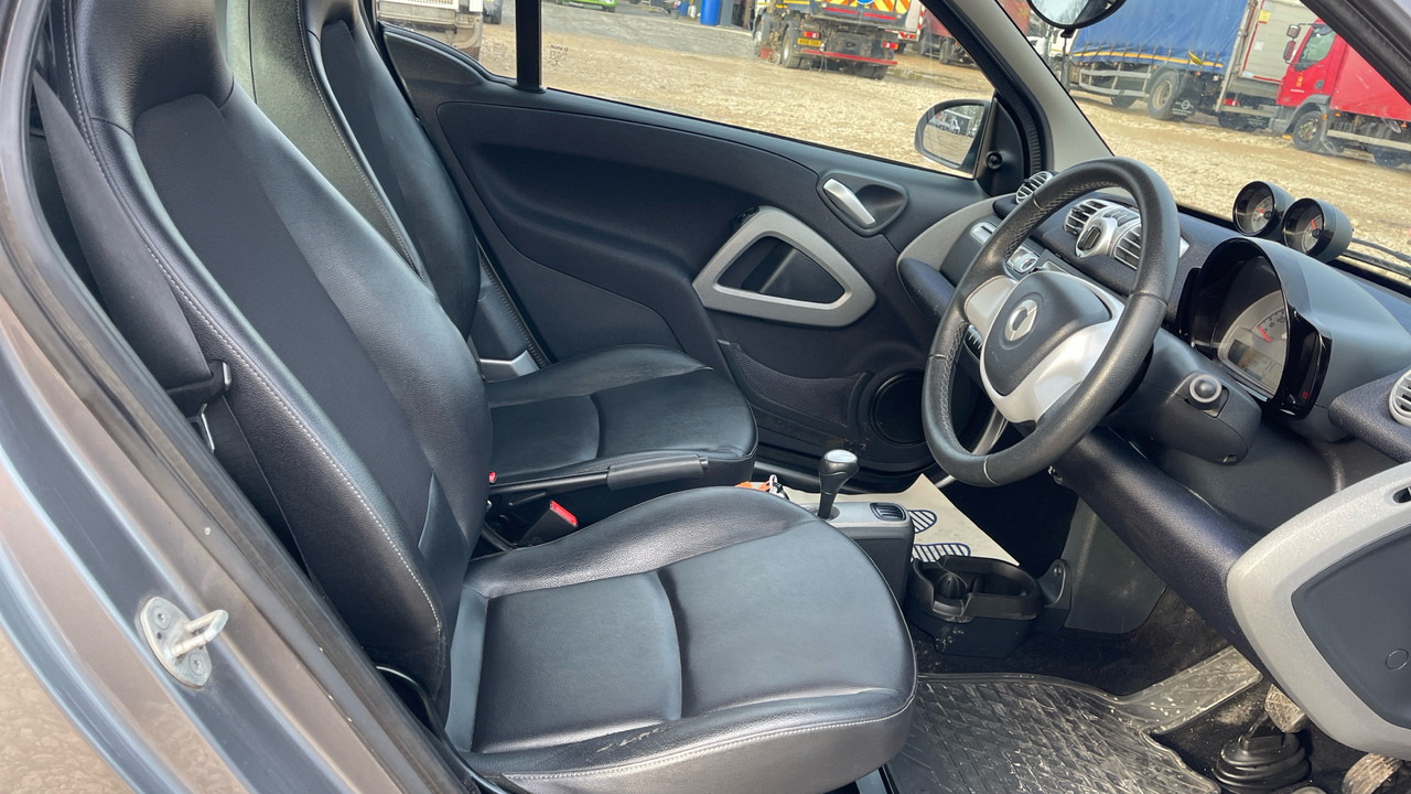 SMART FORTWO COUPE GRANDSTYLE - Хечбек: снимка 5 SMART FORTWO COUPE GRANDSTYLE - Хечбек: снимка 5