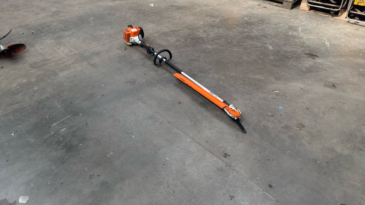 STIHL HL 941K LONG REACH HEDGE CUTTER - Строително оборудване: снимка 4 STIHL HL 941K LONG REACH HEDGE CUTTER - Строително оборудване: снимка 4