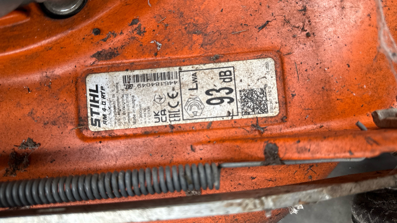 STIHL RM4 RTP - Косачка за трева: снимка 5 STIHL RM4 RTP - Косачка за трева: снимка 5