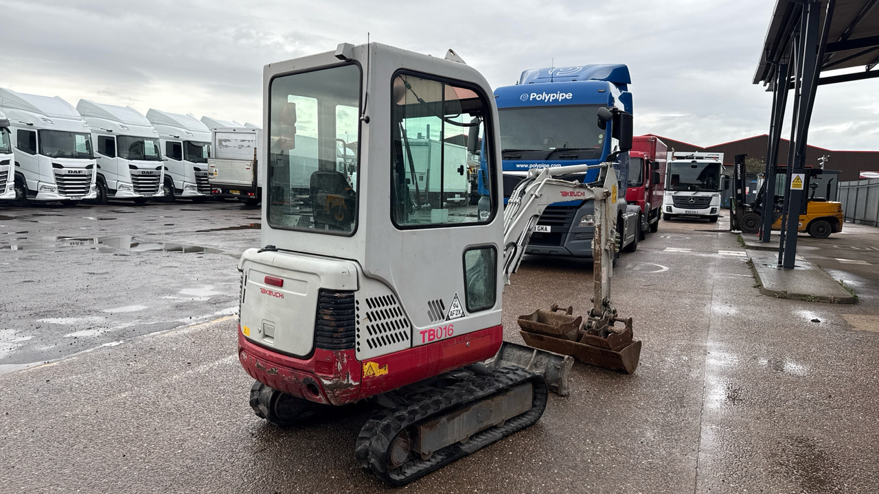 TAKEUCHI TB016 - Мини багер: снимка 3 TAKEUCHI TB016 - Мини багер: снимка 3