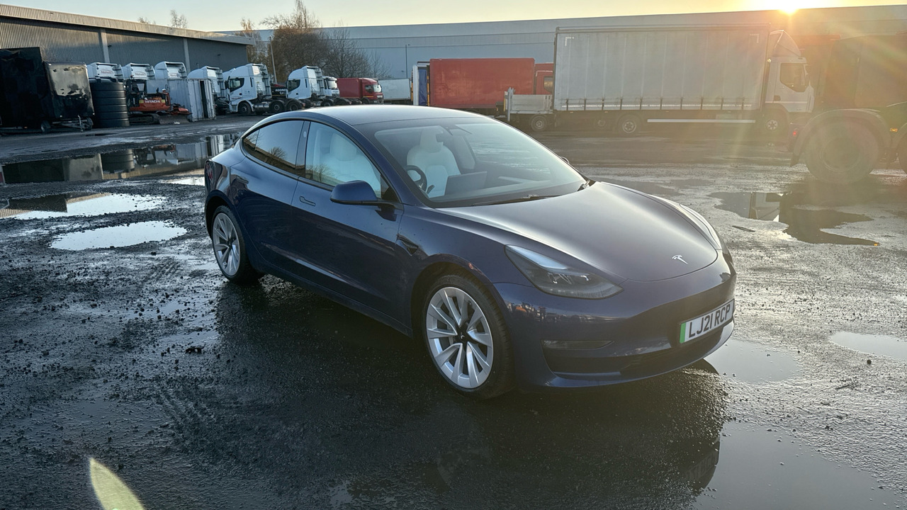TESLA MODEL 3 LONG RANGE DUEL MOTOR - Седан: снимка 1 TESLA MODEL 3 LONG RANGE DUEL MOTOR - Седан: снимка 1