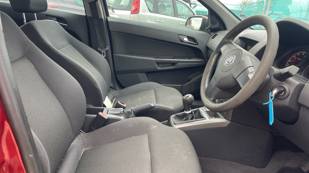VAUXHALL ASTRA LIFE 1.6 I - Хечбек: снимка 5 VAUXHALL ASTRA LIFE 1.6 I - Хечбек: снимка 5
