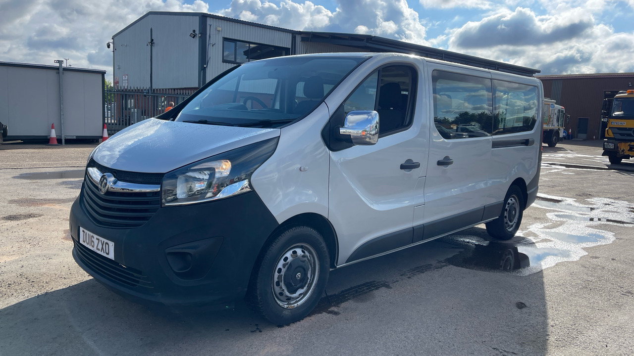 VAUXHALL VIVARO 2900 1.6 CDTI BITURBO 125PS - Микробус, Пътнически бус: снимка 2 VAUXHALL VIVARO 2900 1.6 CDTI BITURBO 125PS - Микробус, Пътнически бус: снимка 2