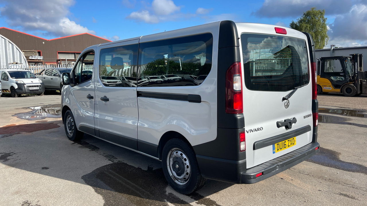VAUXHALL VIVARO 2900 1.6 CDTI BITURBO 125PS - Микробус, Пътнически бус: снимка 3 VAUXHALL VIVARO 2900 1.6 CDTI BITURBO 125PS - Микробус, Пътнически бус: снимка 3