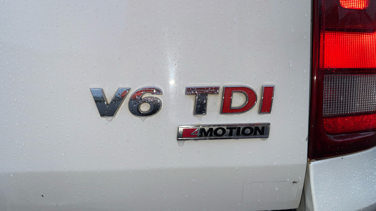 Пикап, Бус с двойна кабина VOLKSWAGEN AMAROK HIGHLINE 3.0 V6 TDI 224PS: снимка 20