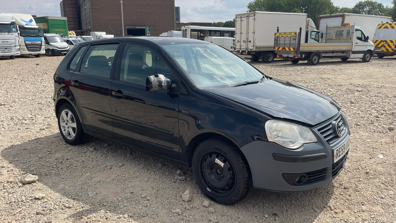 VOLKSWAGEN POLO 1.2 MATCH 60 - Хечбек: снимка 1 VOLKSWAGEN POLO 1.2 MATCH 60 - Хечбек: снимка 1