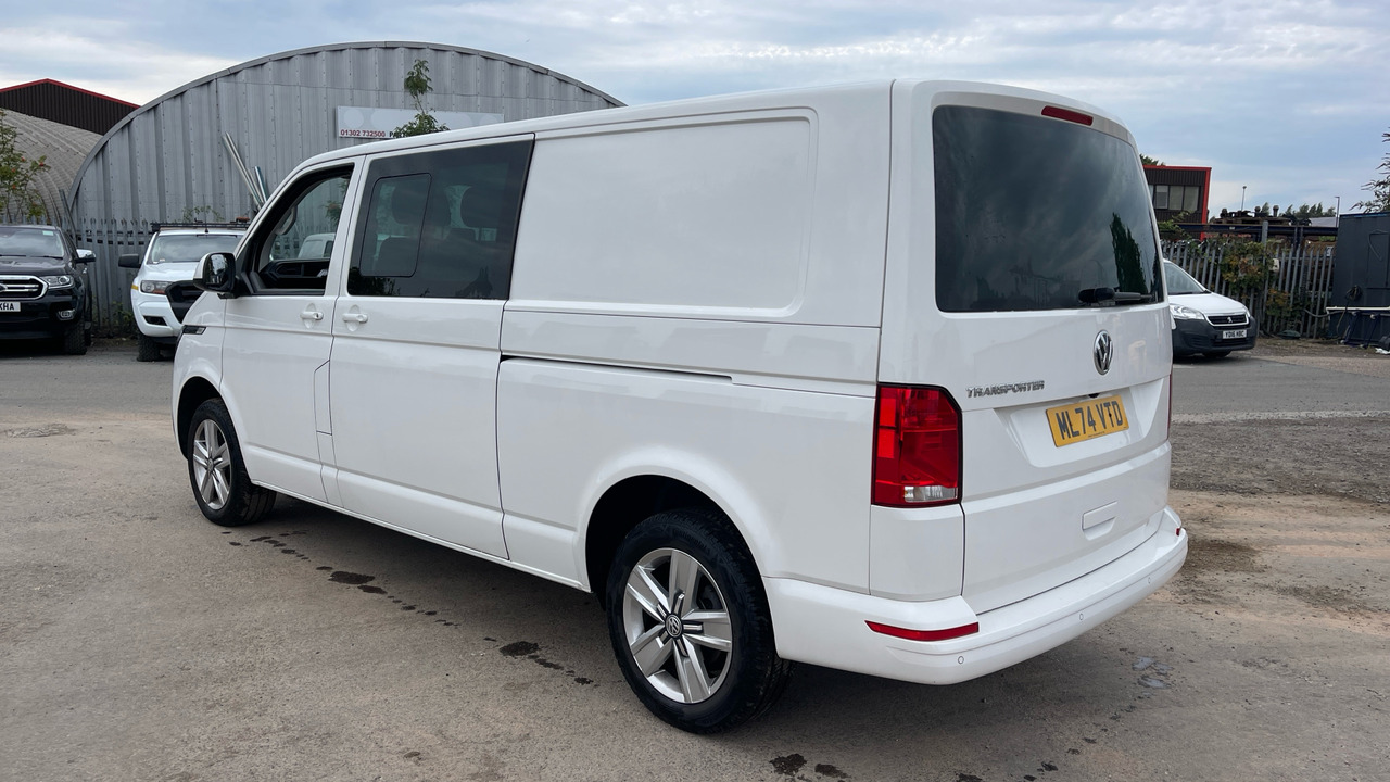 VOLKSWAGEN TRANSPORTER T32 2.0 TDI 150PS HIGHLINE - Бус с двойна кабина: снимка 3 VOLKSWAGEN TRANSPORTER T32 2.0 TDI 150PS HIGHLINE - Бус с двойна кабина: снимка 3