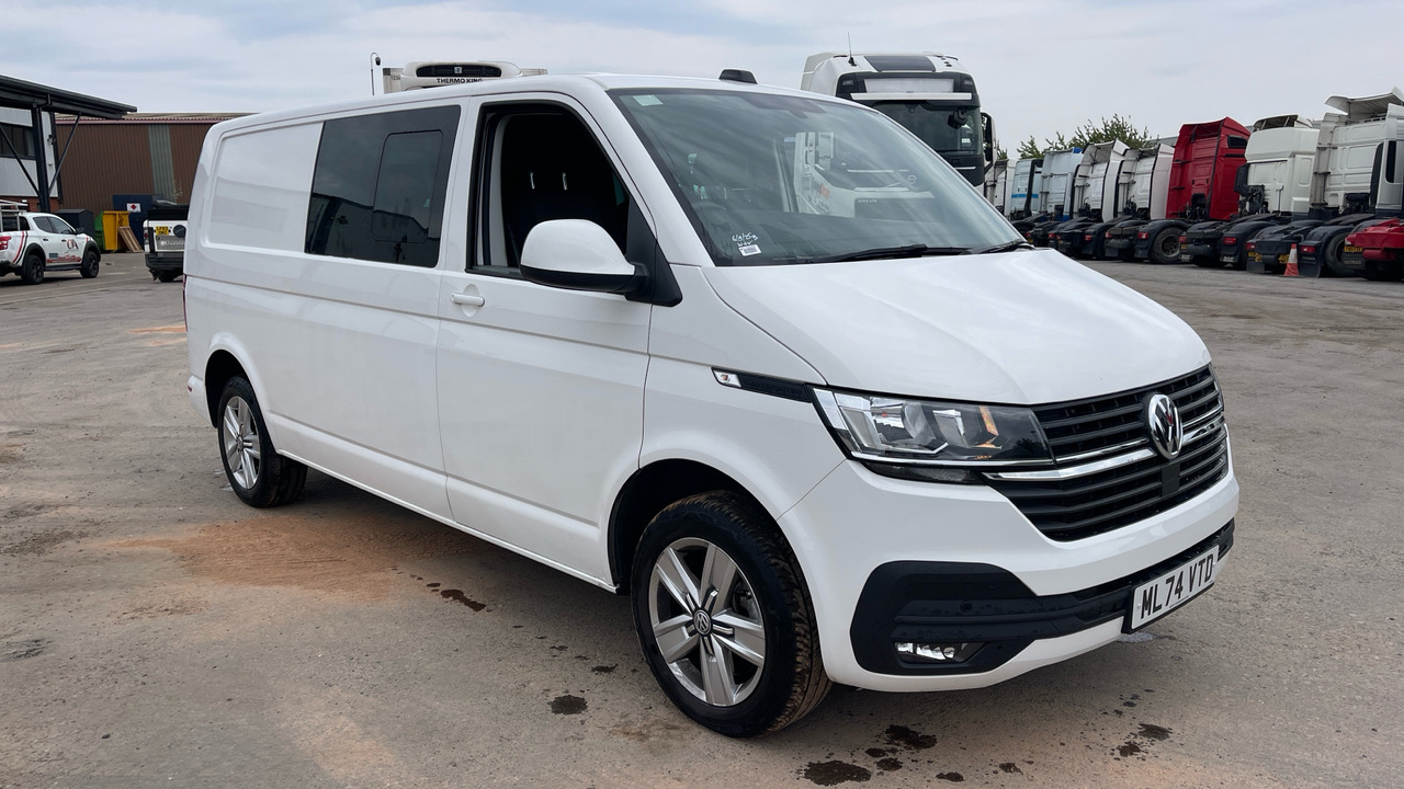 VOLKSWAGEN TRANSPORTER T32 2.0 TDI 150PS HIGHLINE - Бус с двойна кабина: снимка 1 VOLKSWAGEN TRANSPORTER T32 2.0 TDI 150PS HIGHLINE - Бус с двойна кабина: снимка 1