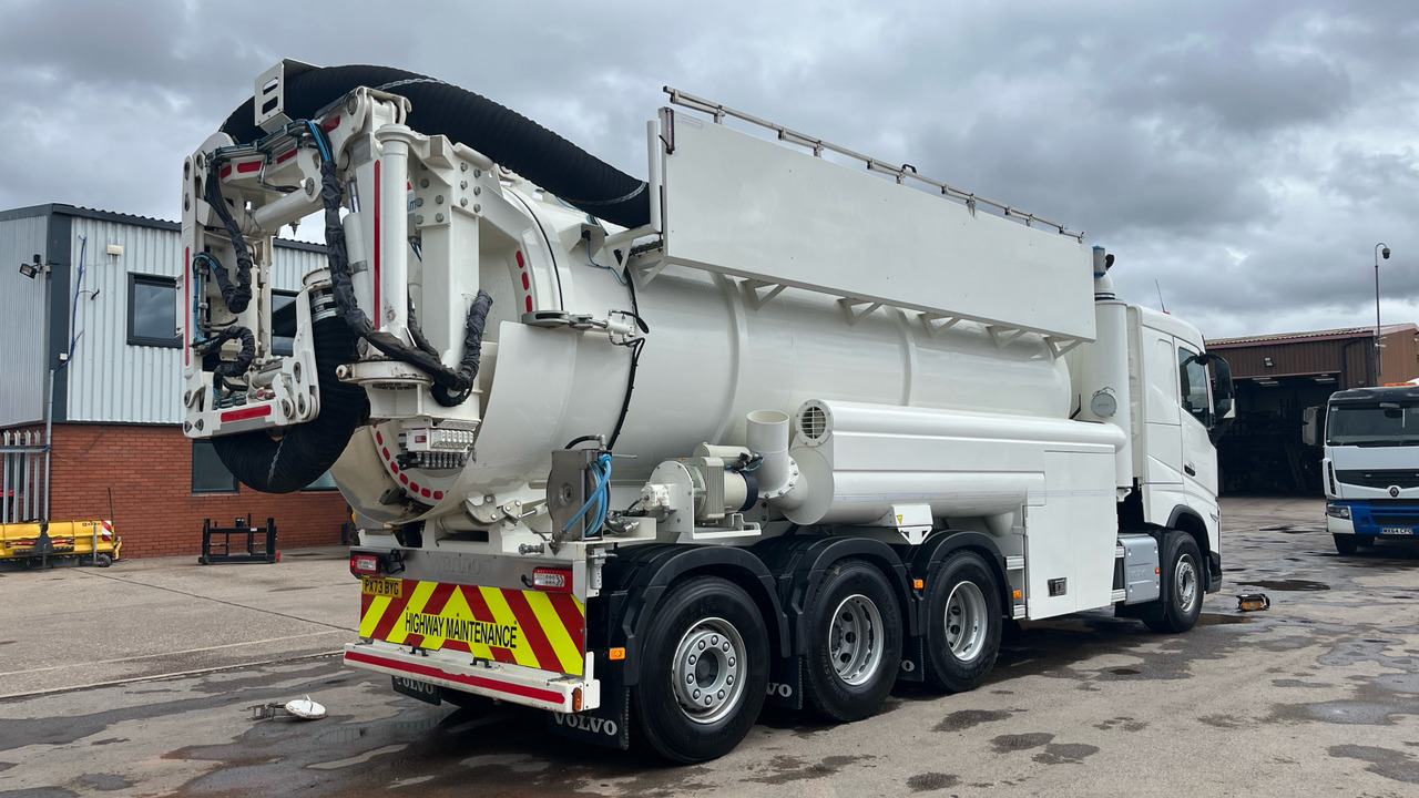 VOLVO FH 500 - Каналопочистваща машина: снимка 4 VOLVO FH 500 - Каналопочистваща машина: снимка 4