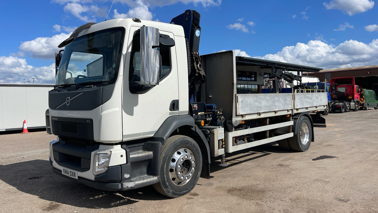 VOLVO FL - Бордови камион, Камион с кран: снимка 2 VOLVO FL - Бордови камион, Камион с кран: снимка 2
