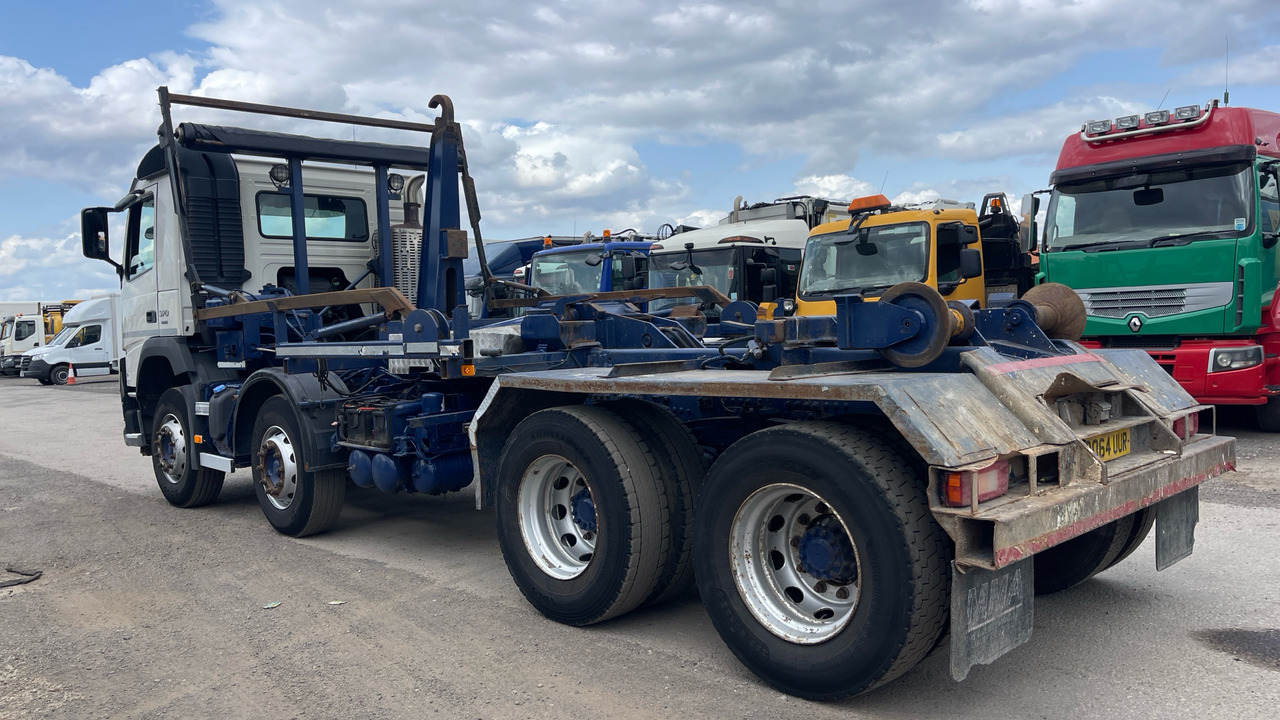 VOLVO FM 370 - Мултилифт с кука камион: снимка 3 VOLVO FM 370 - Мултилифт с кука камион: снимка 3