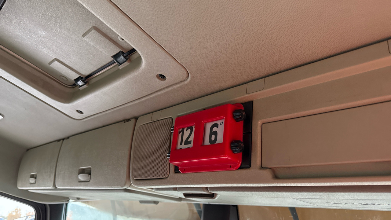 Самосвал камион VOLVO FM: снимка 15