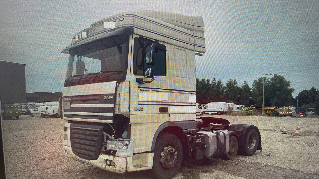 DAF XF 105.460 - Влекач: снимка 2 DAF XF 105.460 - Влекач: снимка 2