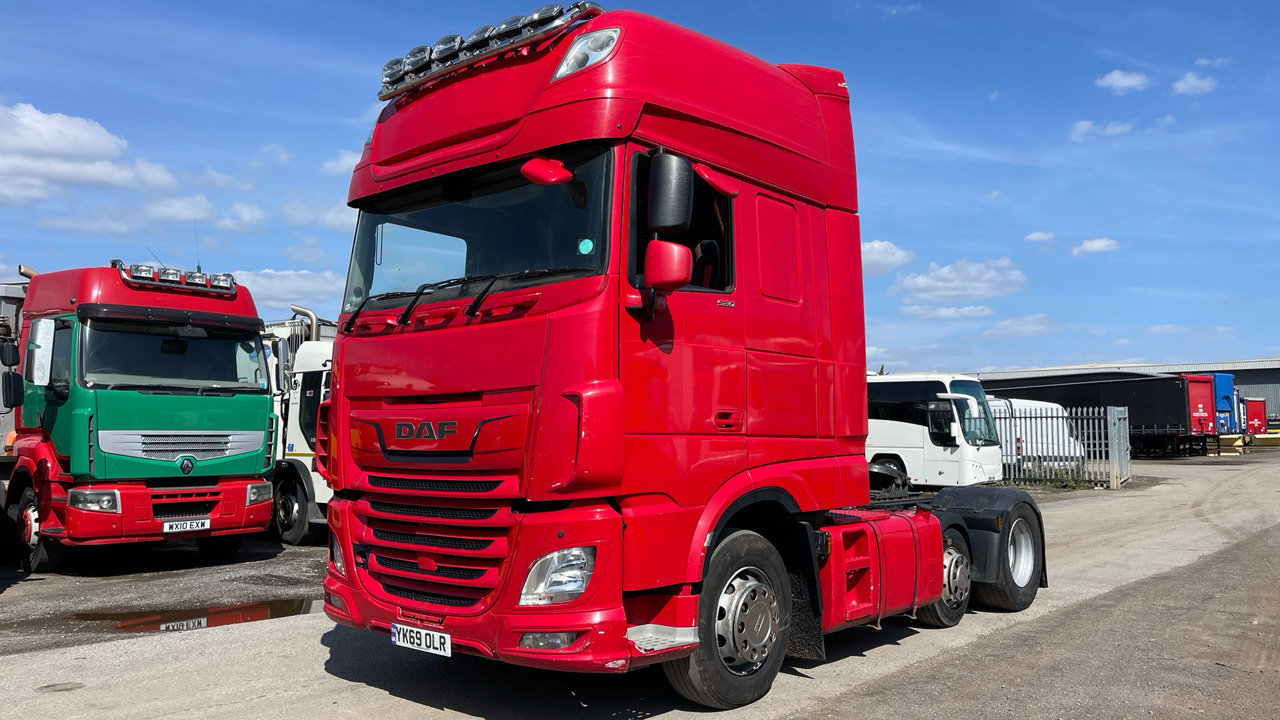 DAF XF 530 - Влекач: снимка 2 DAF XF 530 - Влекач: снимка 2