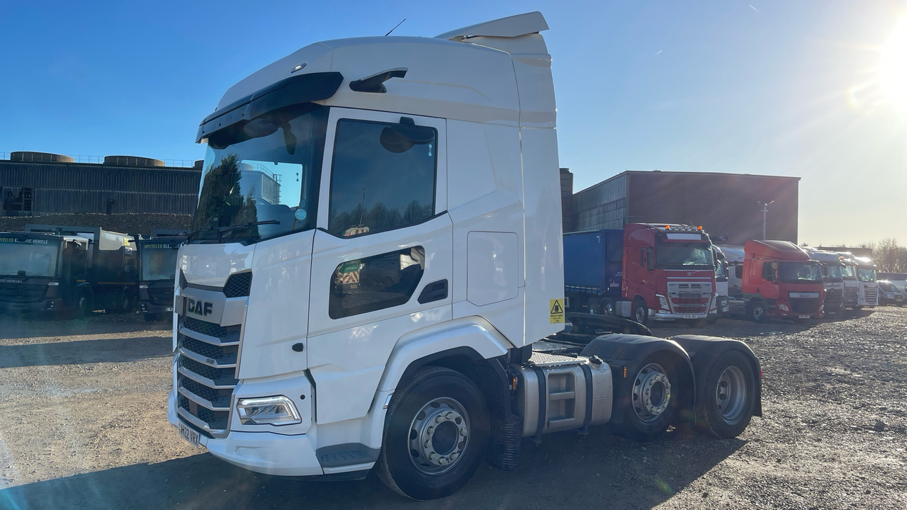 DAF XF 530 - Влекач: снимка 2 DAF XF 530 - Влекач: снимка 2