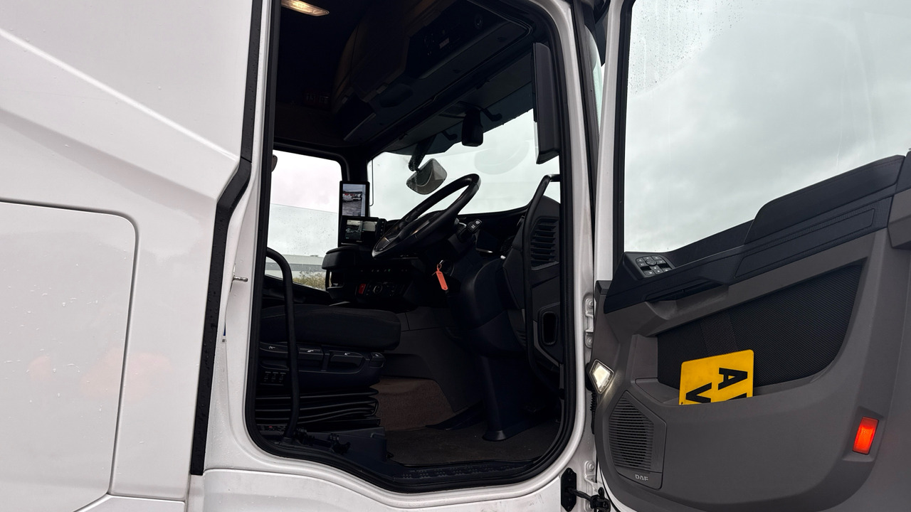 DAF XF 530 - Влекач: снимка 5 DAF XF 530 - Влекач: снимка 5