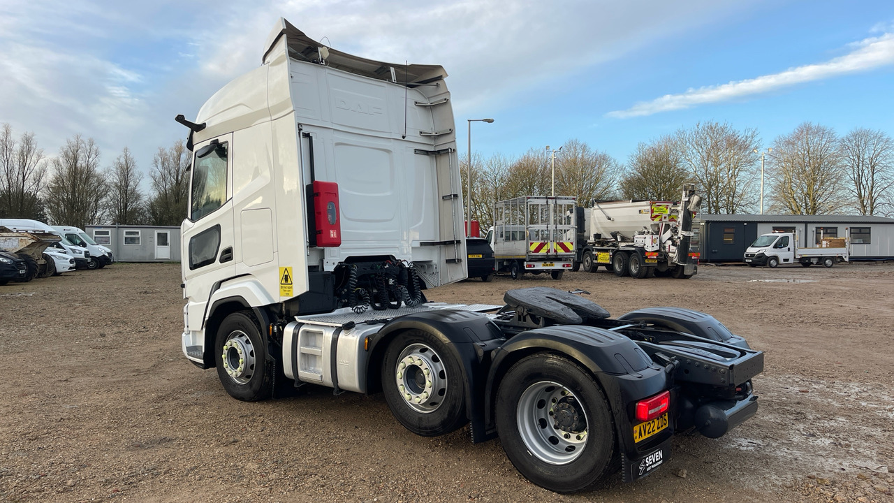 DAF XF 530 - Влекач: снимка 3 DAF XF 530 - Влекач: снимка 3