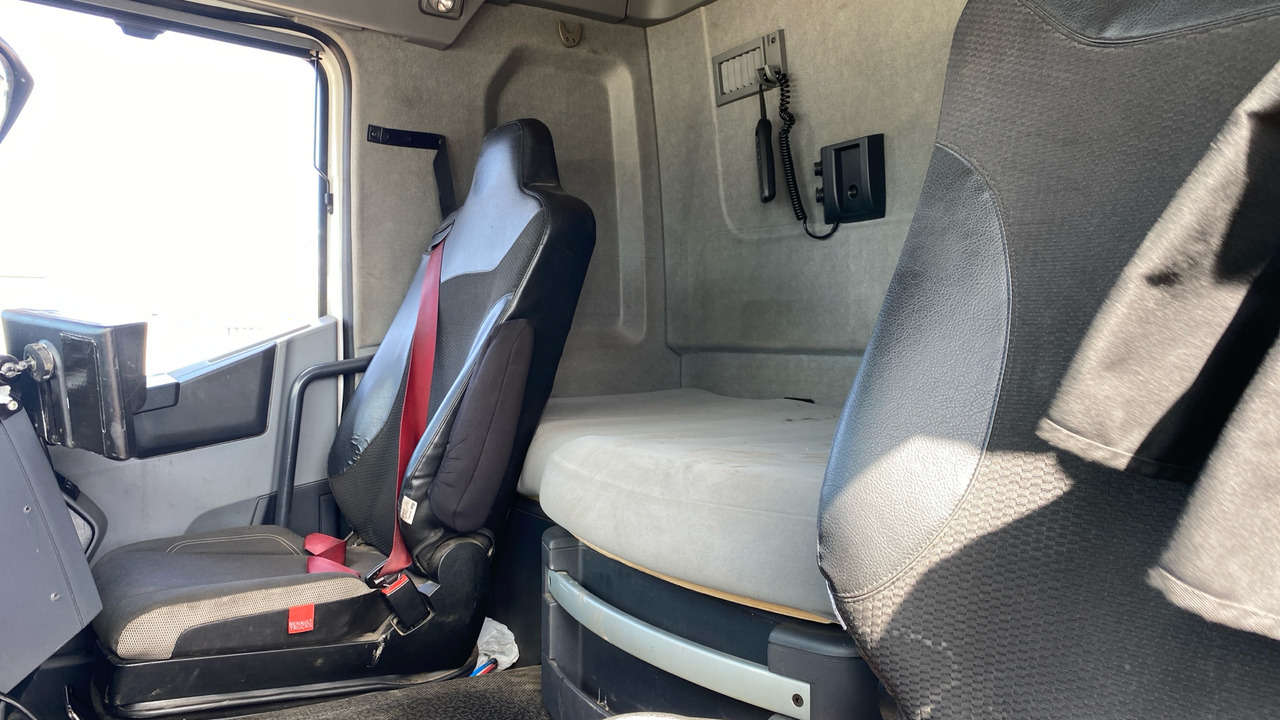 Влекач RENAULT T  460: снимка 14
