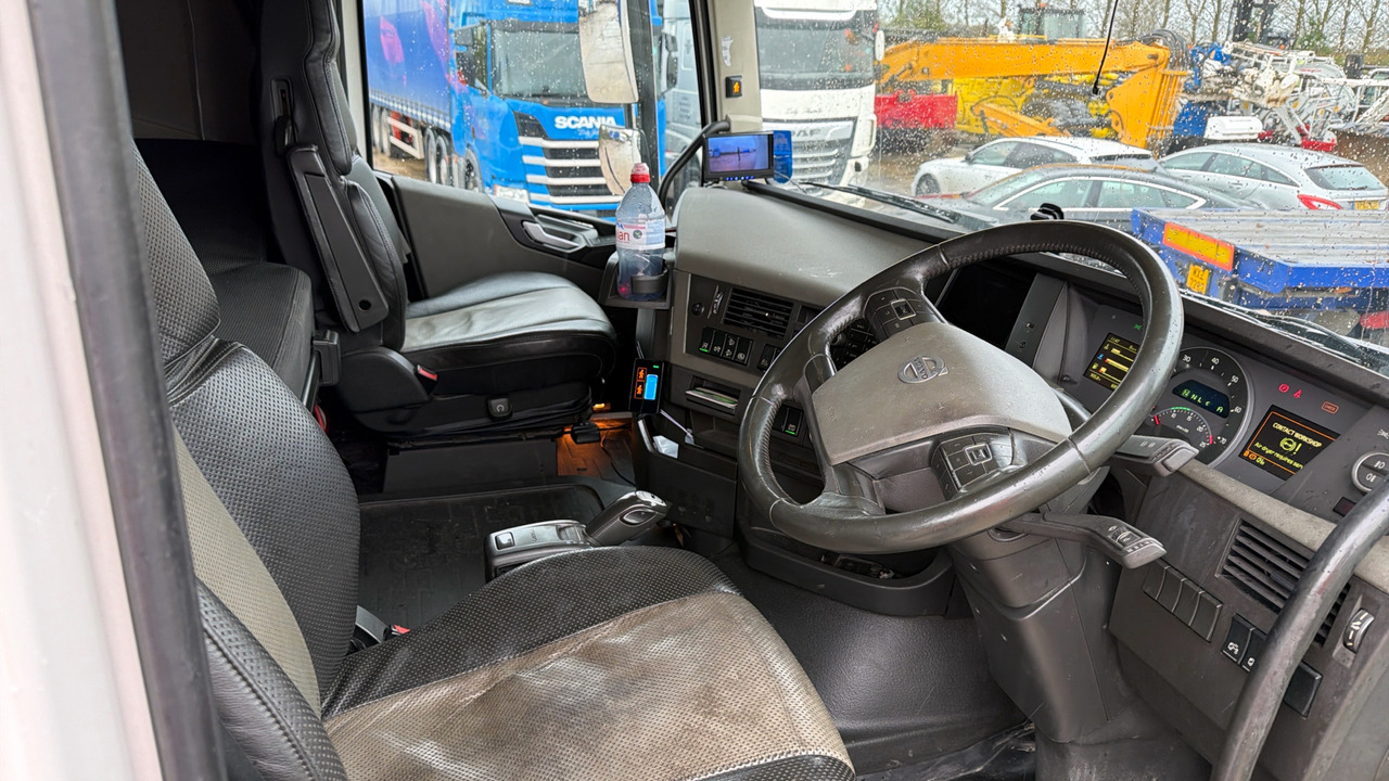 Влекач VOLVO FH 500: снимка 6