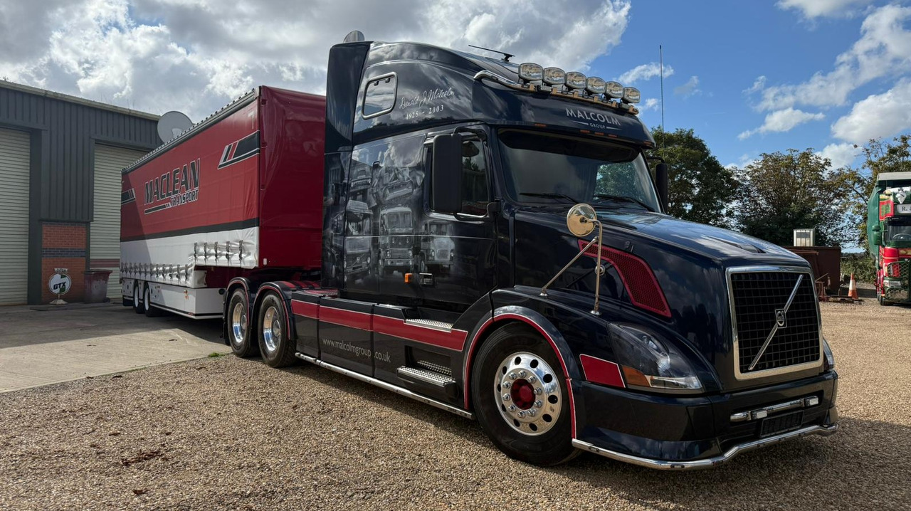 VOLVO VNL - Влекач: снимка 1 VOLVO VNL - Влекач: снимка 1