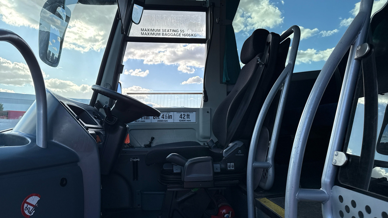 Volvo B9R PLAXTON PANTHER - Туристически автобус: снимка 5 Volvo B9R PLAXTON PANTHER - Туристически автобус: снимка 5