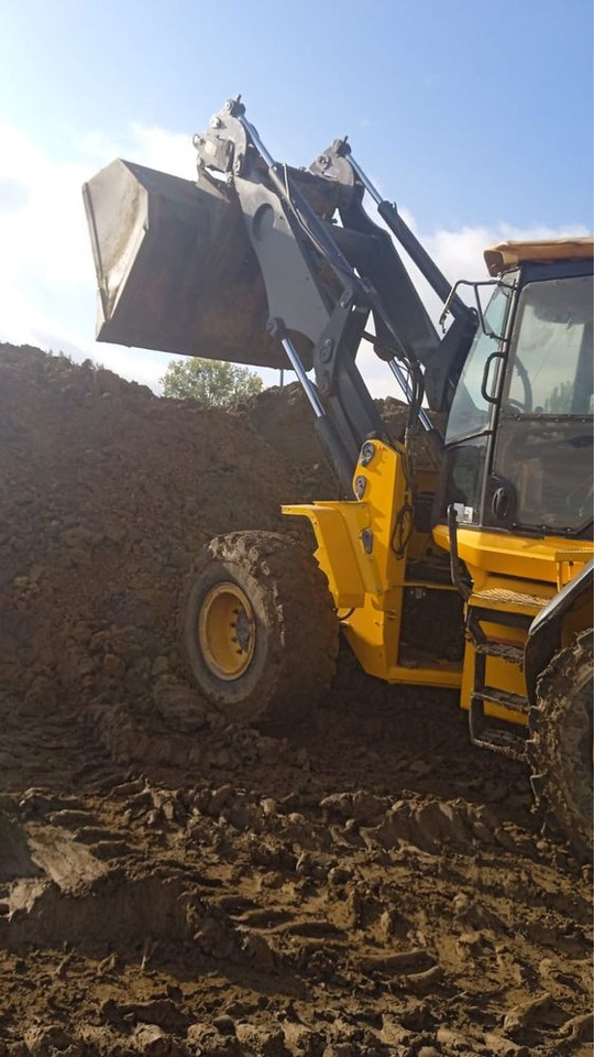 Fadroma JCB 437 ladowarka - Телескопичен колесен товарач: снимка 5 Fadroma JCB 437 ladowarka - Телескопичен колесен товарач: снимка 5