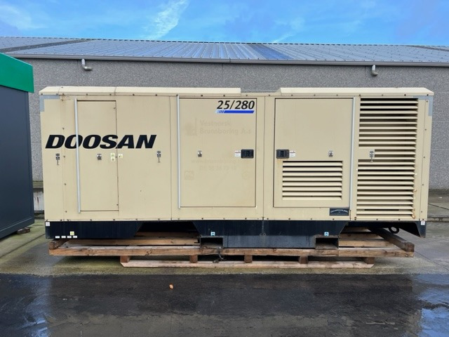 Doosan 25/280 XHP1000WCAT-T4 - Компресор за въздух: снимка 1 Doosan 25/280 XHP1000WCAT-T4 - Компресор за въздух: снимка 1