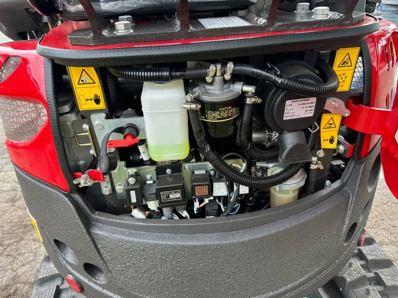 Rhino Rhinoceros XN18 - Мини багер: снимка 3 Rhino Rhinoceros XN18 - Мини багер: снимка 3