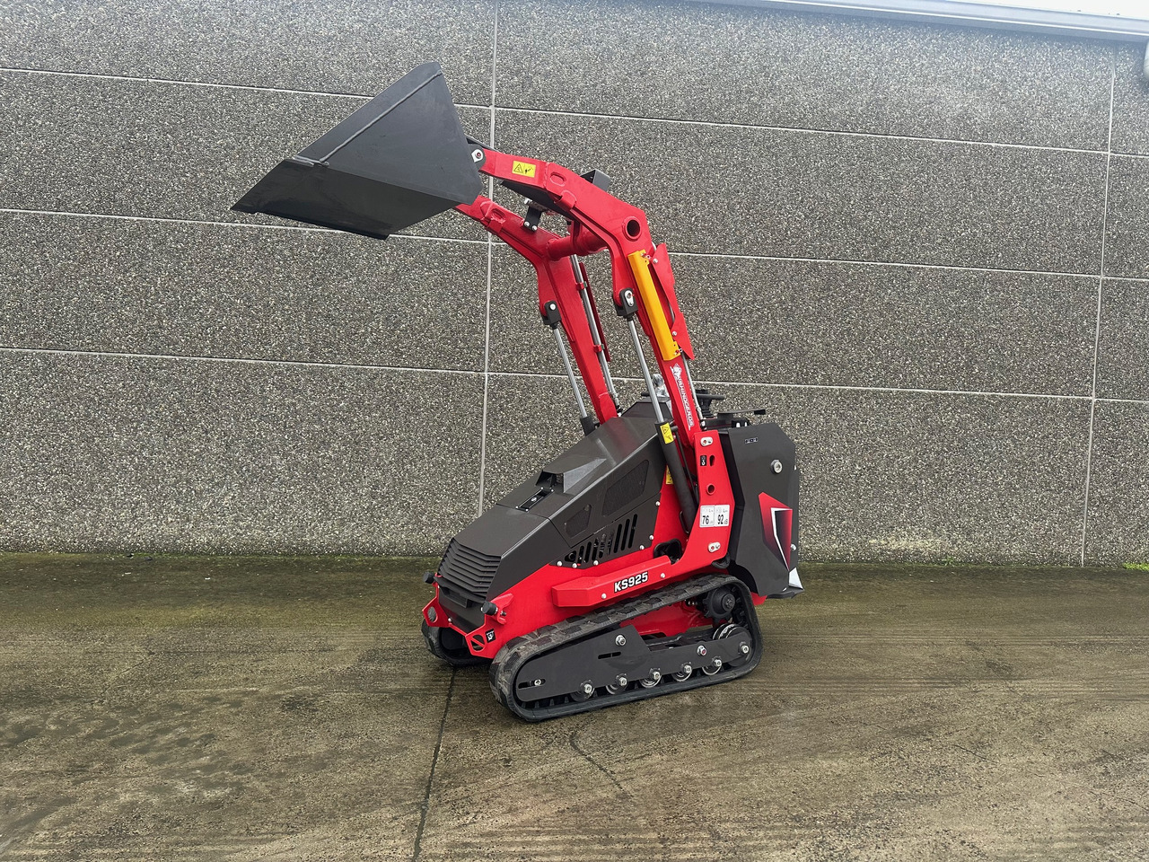 Rhinoceros KS925 - Мини челен товарач: снимка 5 Rhinoceros KS925 - Мини челен товарач: снимка 5