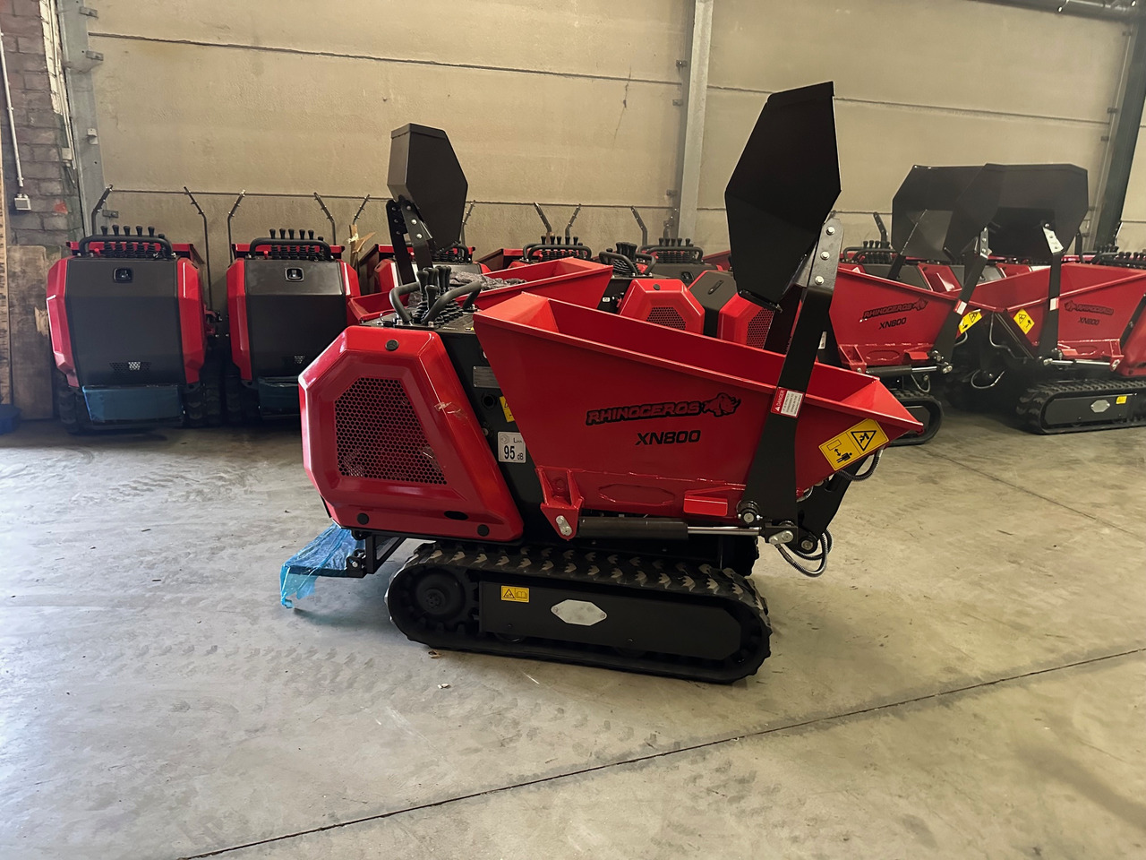 Rhinoceros XN800 - Мини самосвал: снимка 2 Rhinoceros XN800 - Мини самосвал: снимка 2