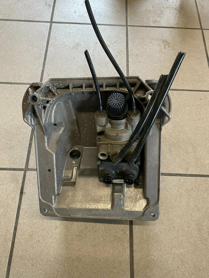 Actros MP2 Fußbremsventil A 934 294 00 01 WABCO 4800010110 - Спирачен клапан за Камион: снимка 1 Actros MP2 Fußbremsventil A 934 294 00 01 WABCO 4800010110 - Спирачен клапан за Камион: снимка 1