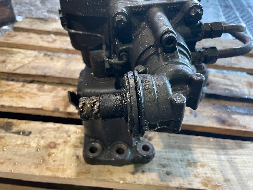 DAF CF Lenkung Lenkgetriebe - Кормилно управление за Камион: снимка 4 DAF CF Lenkung Lenkgetriebe - Кормилно управление за Камион: снимка 4