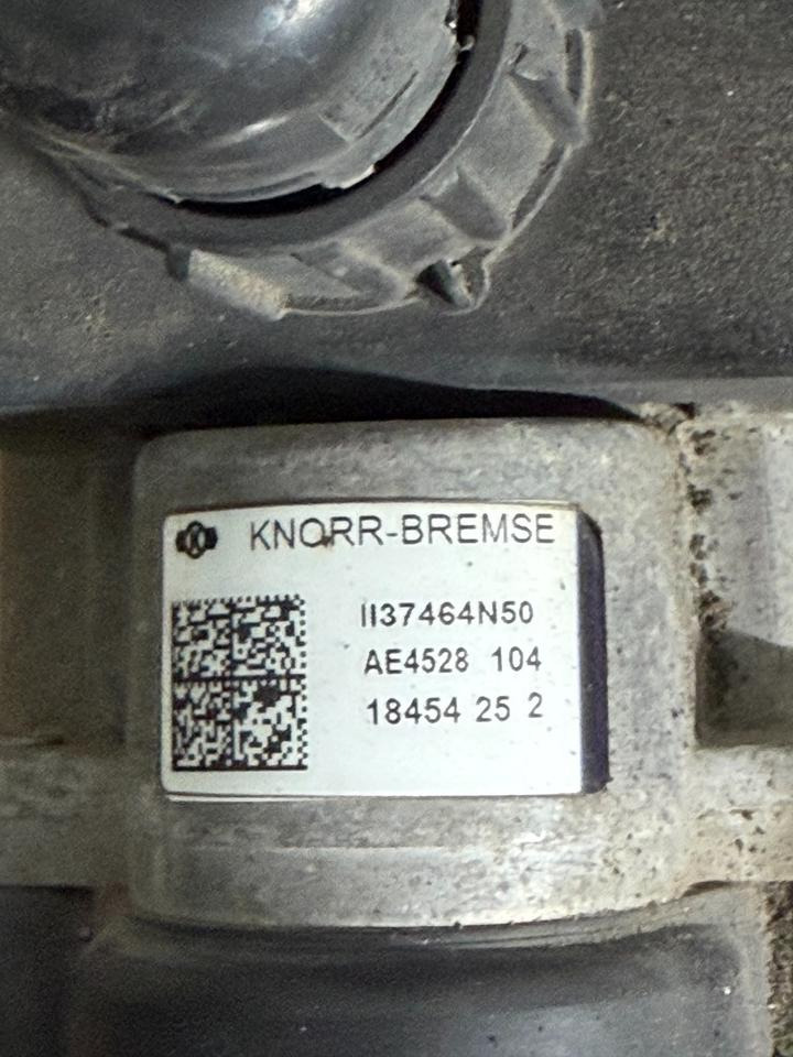 DAF KNORR-BREMSE Lufttrockner II37464N50 AE4528 - Спирачен аксесоар за Камион: снимка 2 DAF KNORR-BREMSE Lufttrockner II37464N50 AE4528 - Спирачен аксесоар за Камион: снимка 2