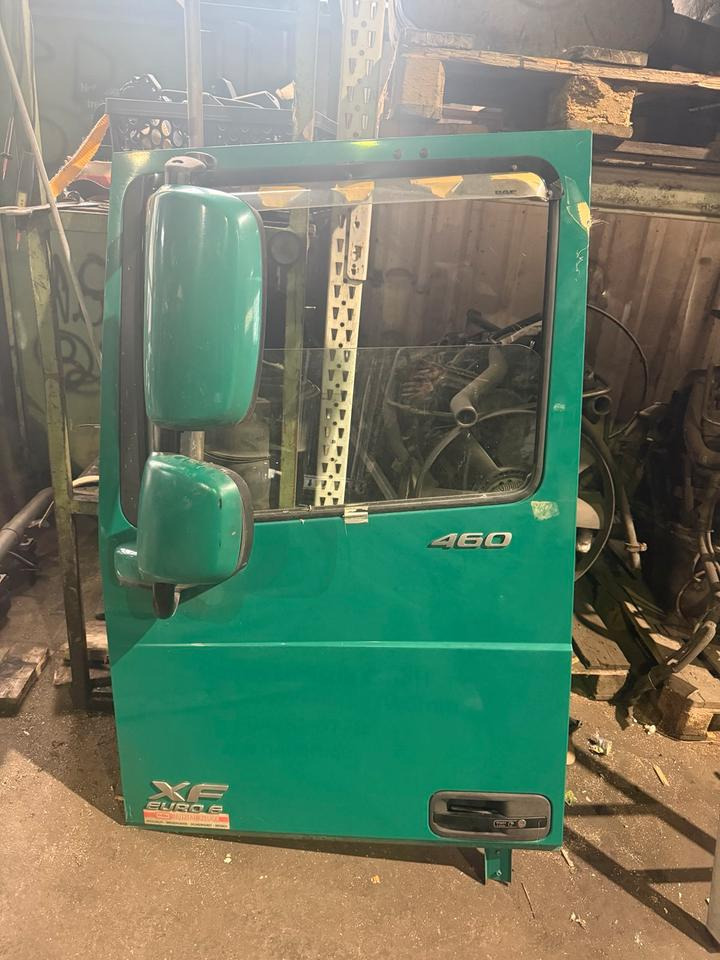 DAF XF 460 EU6 Fahrertür Grün Links Spiegel Innenverkleidung - Врата и части за Камион: снимка 1 DAF XF 460 EU6 Fahrertür Grün Links Spiegel Innenverkleidung - Врата и части за Камион: снимка 1