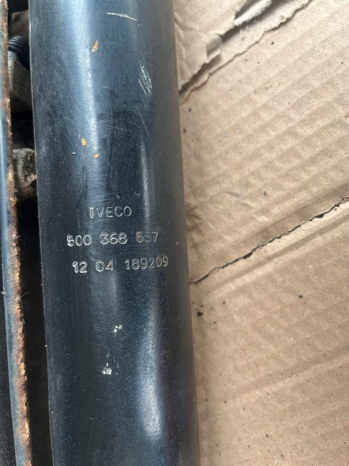 IVECO Stralis 450 Hydraulikzylinder Kippzylinder 500368557 - Хидравличен цилиндър за Камион: снимка 2 IVECO Stralis 450 Hydraulikzylinder Kippzylinder 500368557 - Хидравличен цилиндър за Камион: снимка 2