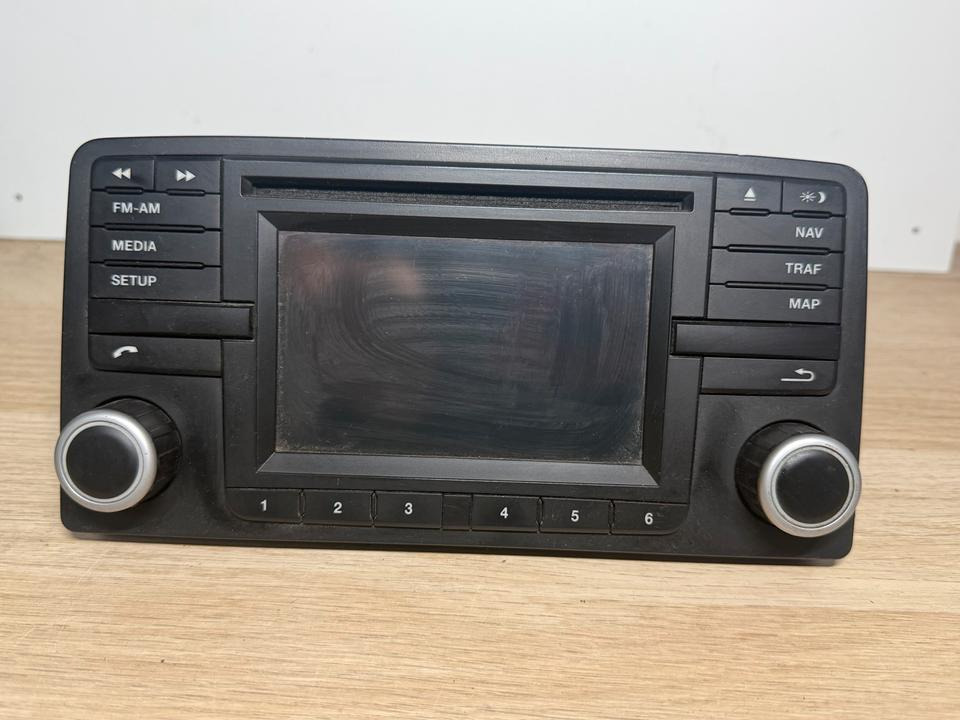 MAN BOSCH Multimedia Radio 81.28100-6026 - Навигационна система за Камион: снимка 2 MAN BOSCH Multimedia Radio 81.28100-6026 - Навигационна система за Камион: снимка 2