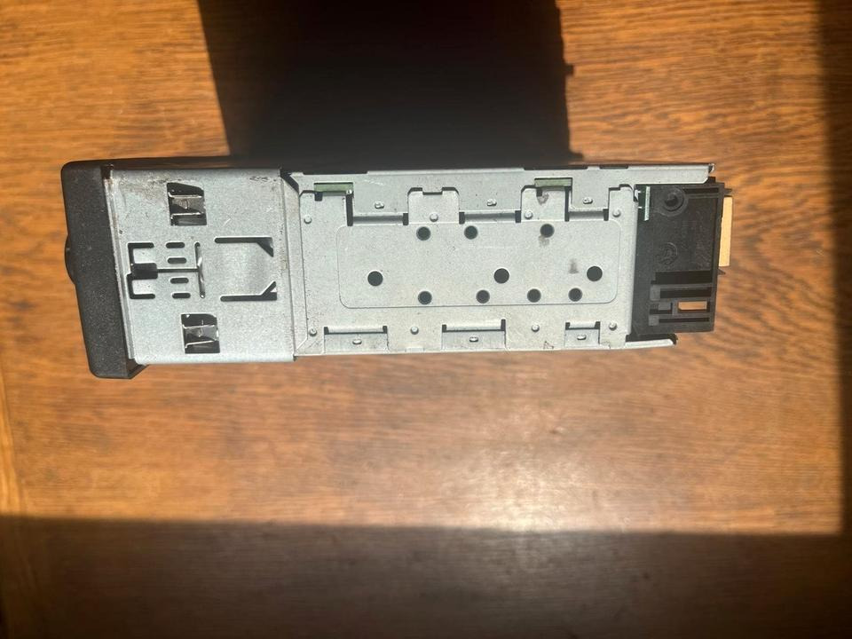 MAN Bosch Multimedia Radio 24V 81.28101-6184 - Навигационна система за Камион: снимка 4 MAN Bosch Multimedia Radio 24V 81.28101-6184 - Навигационна система за Камион: снимка 4