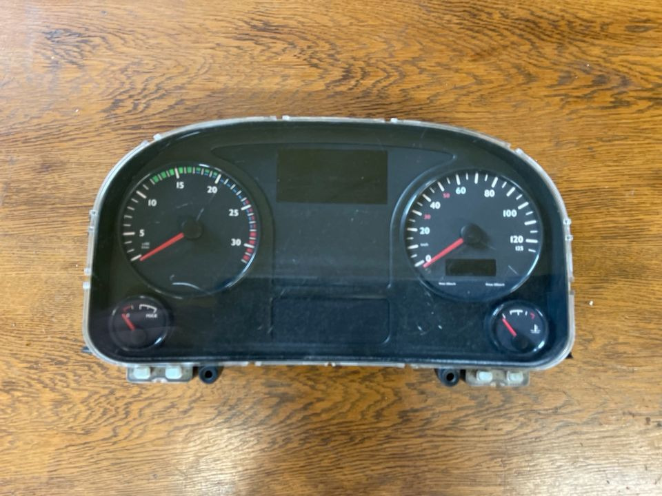 MAN Kombiinstrument Tacho 81272026170 - Табло за Камион: снимка 1 MAN Kombiinstrument Tacho 81272026170 - Табло за Камион: снимка 1