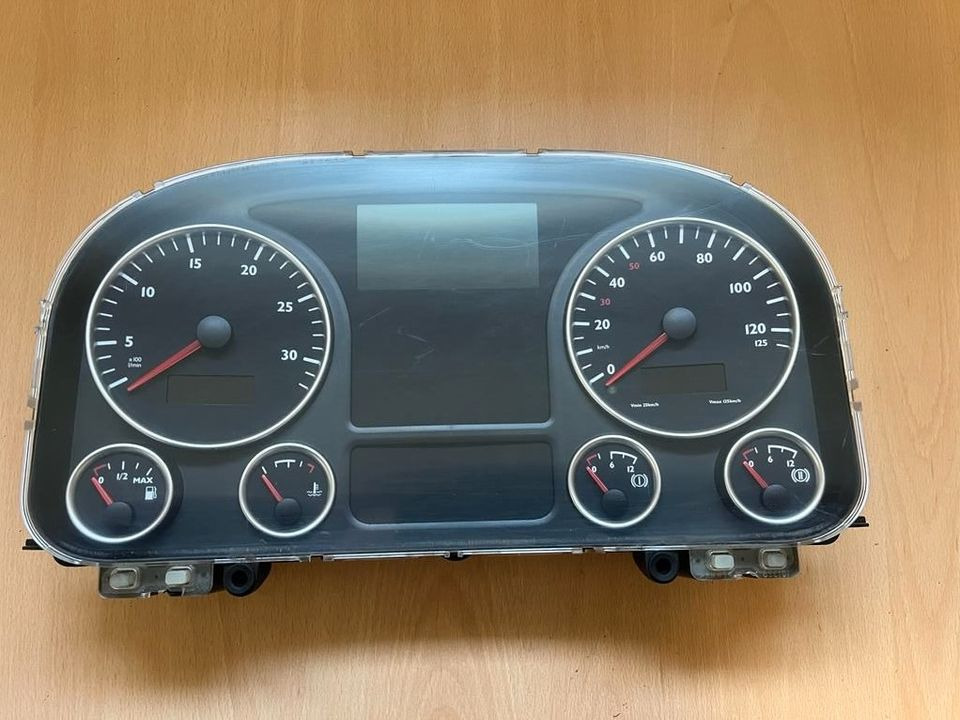 MAN Kombiinstrument Tacho 81272026190 - Табло за Камион: снимка 1 MAN Kombiinstrument Tacho 81272026190 - Табло за Камион: снимка 1