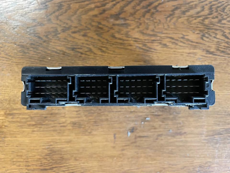 MAN SIEMENS VDO ELEKTRONIK FFR Steuergerät 81.25805.7066 - Блок за управление за Камион: снимка 3 MAN SIEMENS VDO ELEKTRONIK FFR Steuergerät 81.25805.7066 - Блок за управление за Камион: снимка 3