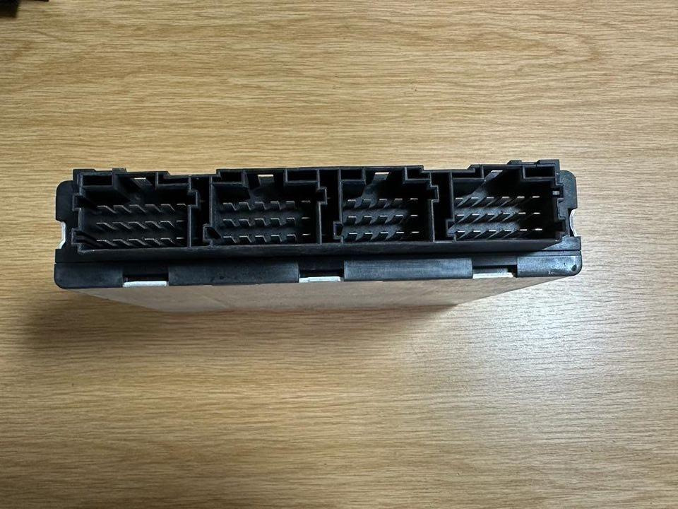 MAN SIEMENS VDO ELEKTRONIK FFR Steuergerät 81.25805.7068 - Блок за управление за Друга техника: снимка 3 MAN SIEMENS VDO ELEKTRONIK FFR Steuergerät 81.25805.7068 - Блок за управление за Друга техника: снимка 3